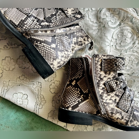 Steve Madden :: Recharge Natural Snake Leather Bootie - Picture 4 of 10